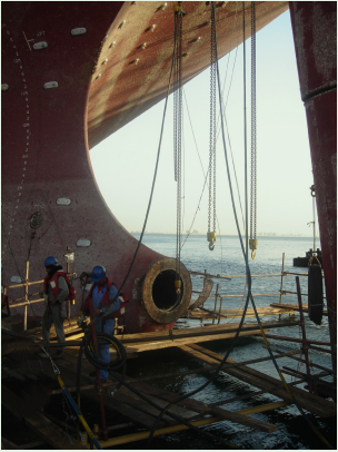 造船廠發(fā)動機與齒輪箱安裝、測量及定期維護方法