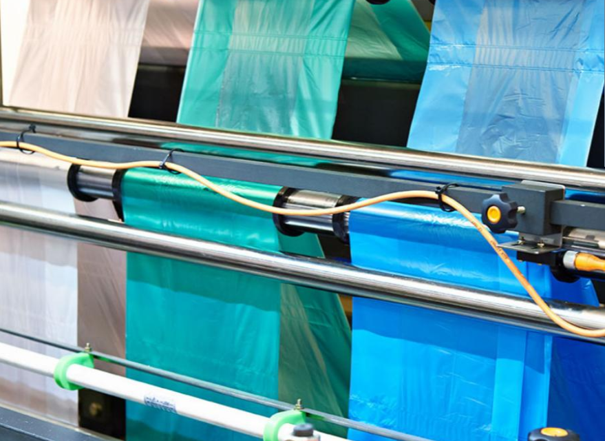 注塑機(jī)、擠出機(jī)、吹膜機(jī)和吹塑機(jī)對中解決方案